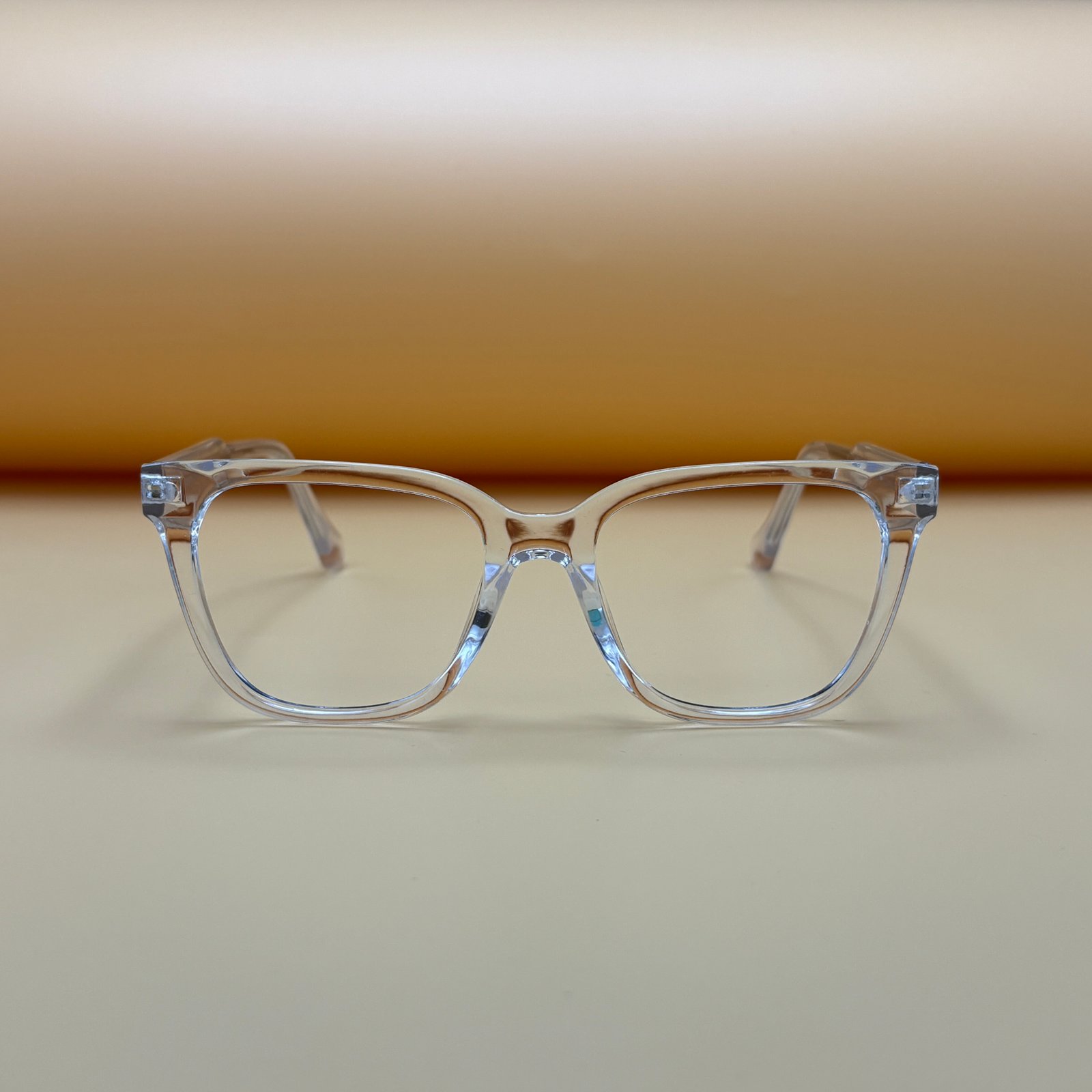 Transparent Round